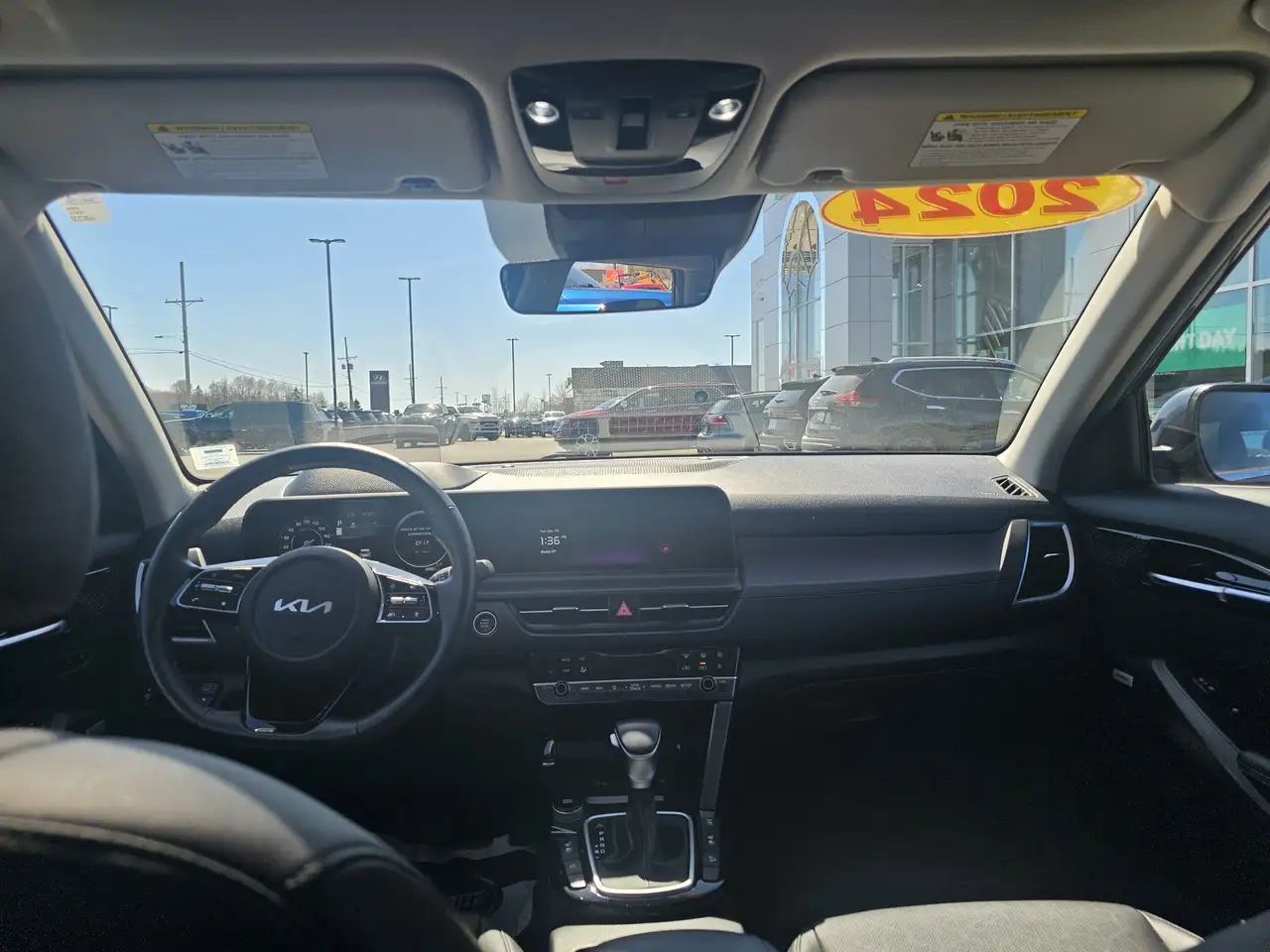 Kia Seltos снимка Kia Seltos