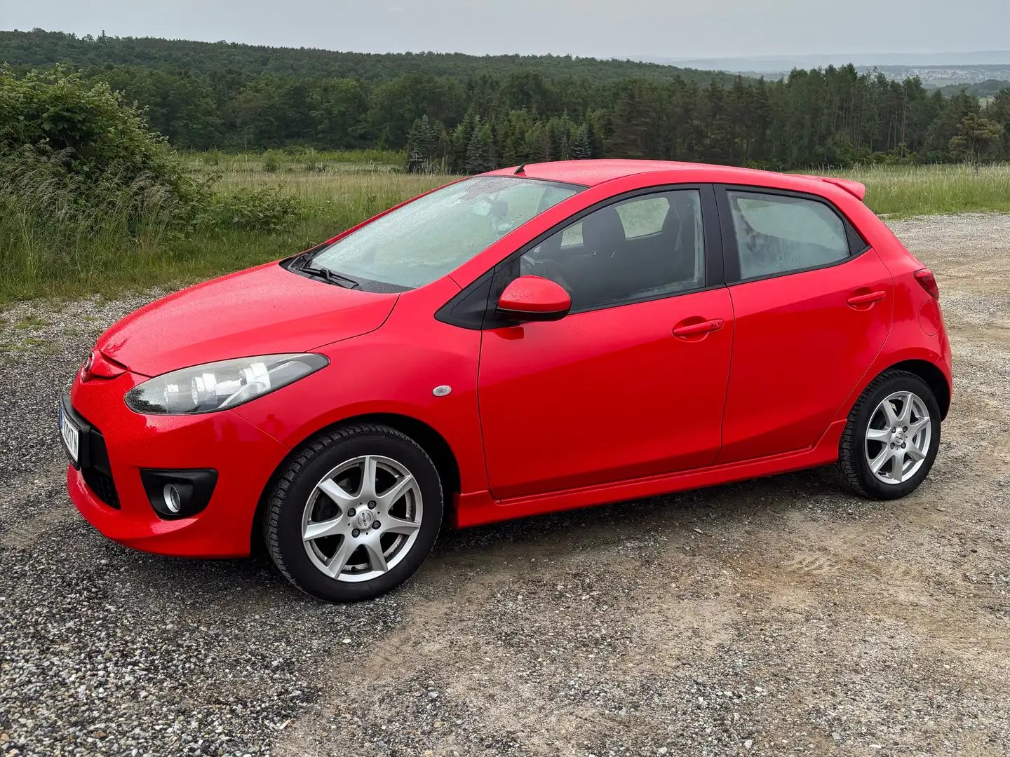 Mazda 2 1,5i GTA Rot - 2