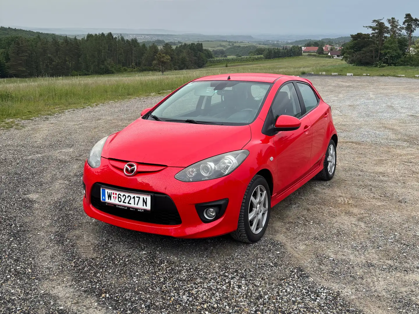 Mazda 2 1,5i GTA Rot - 1