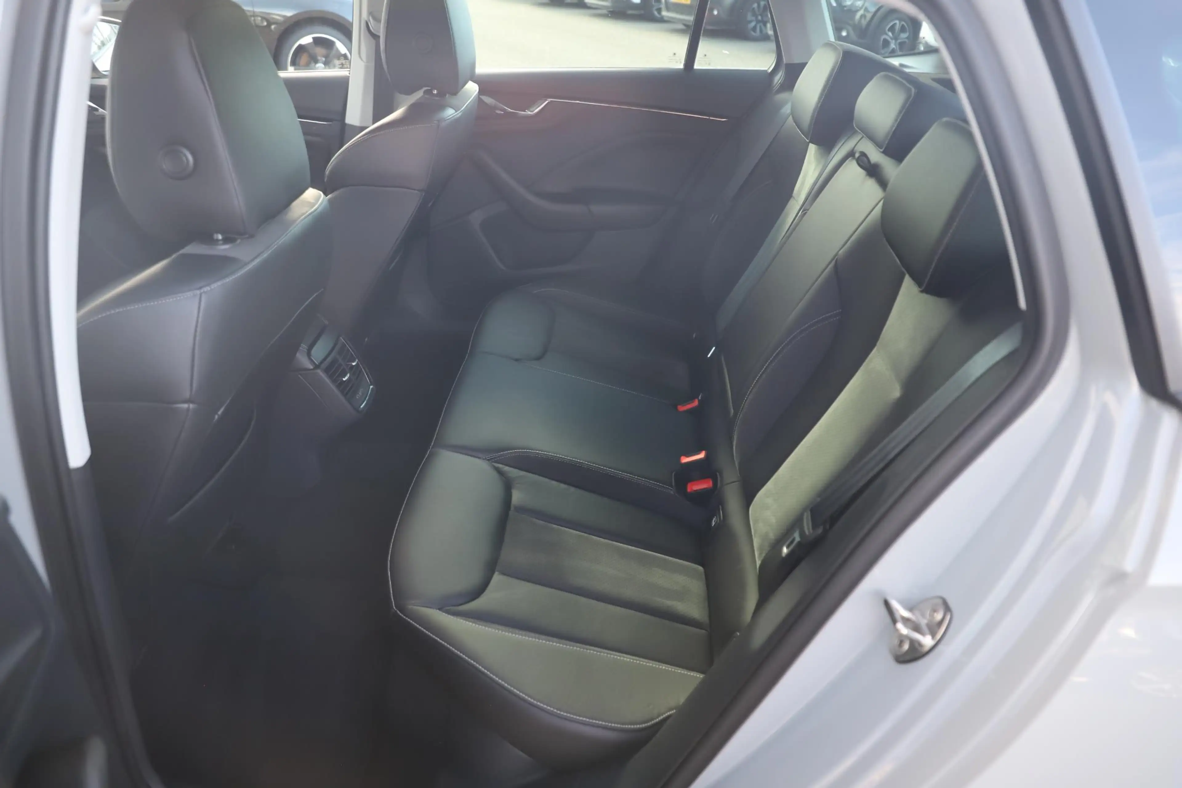 Skoda Scala 1.0 TSI Business Edition Automaat 18 inch LMV Virt — photo 7