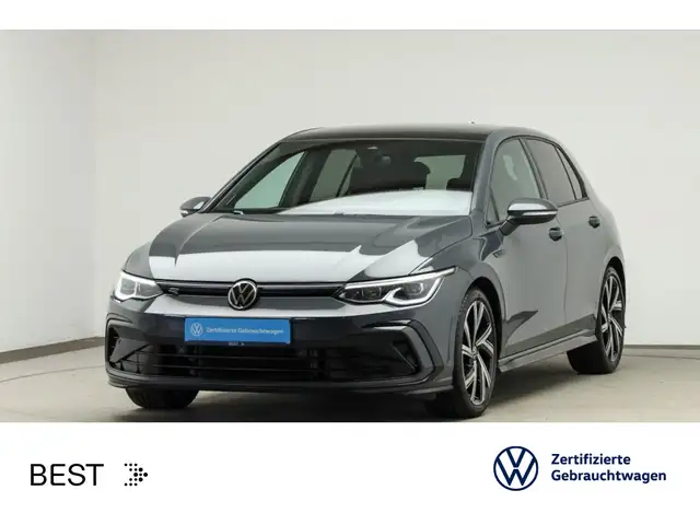Volkswagen Golf VIII 1.5 eTSI DSG R-LINE*IQ.LIGHT*PANO*KAME