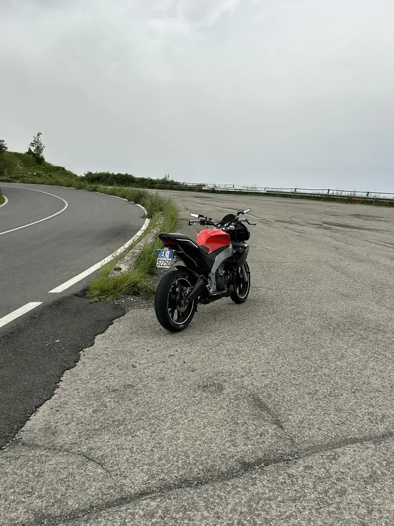 Aprilia Tuono abs - 2