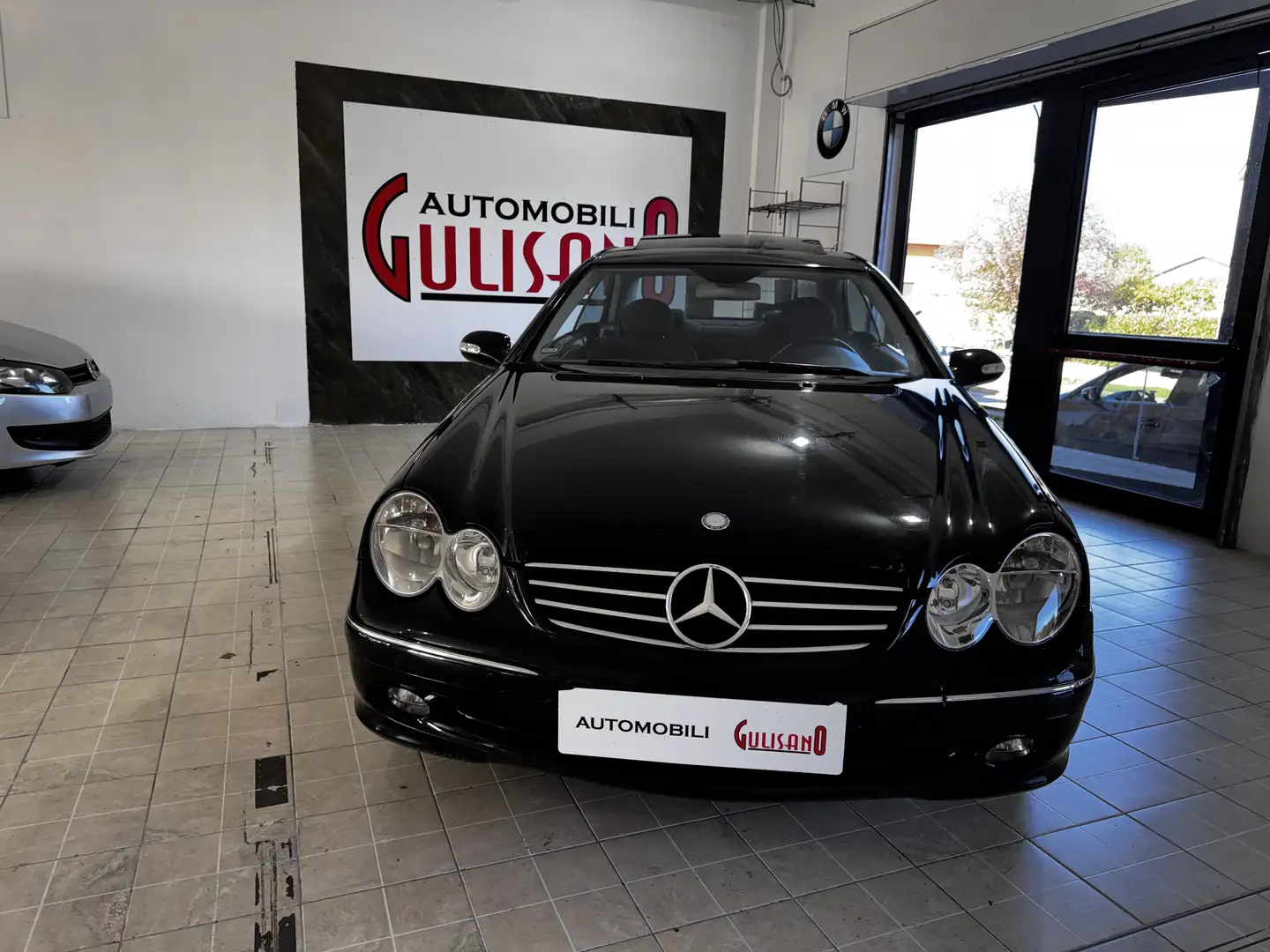 Mercedes-Benz CLK Avantgarde Noir - 2
