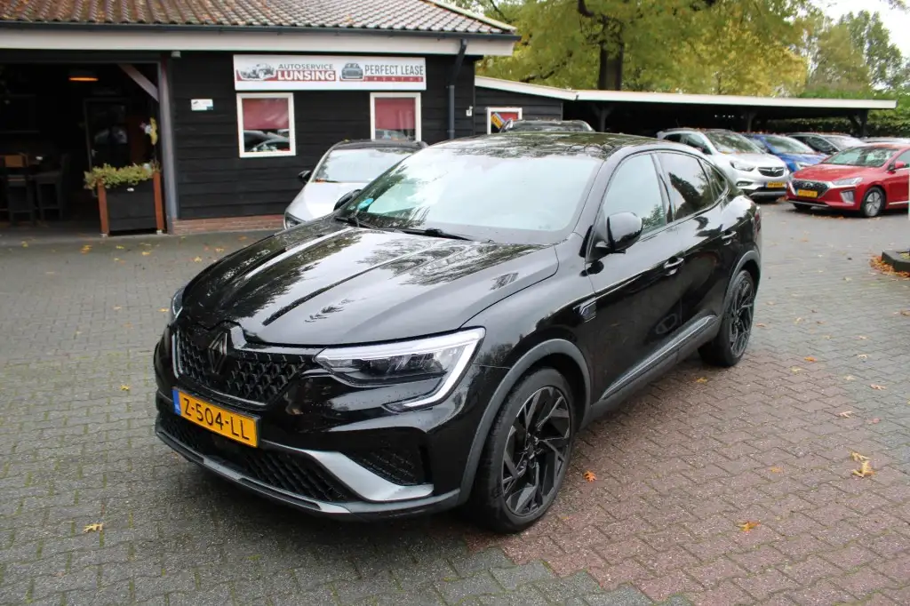 Renault Arkana 2024 из Европы — купить под ключ