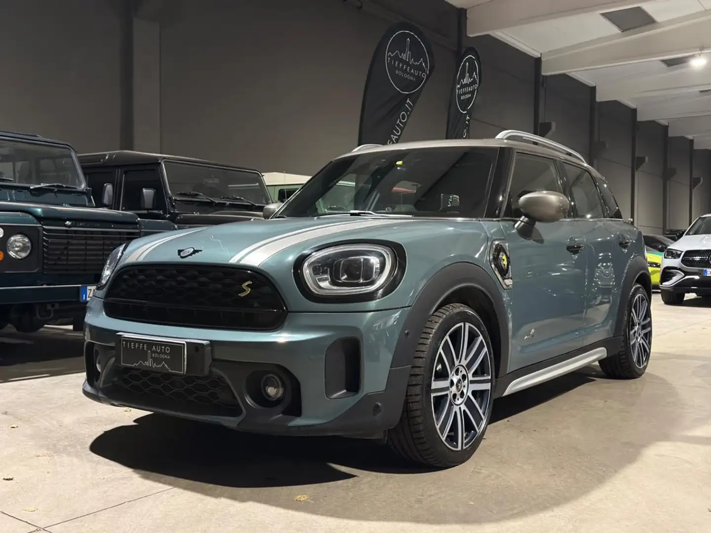 MINI Cooper SE Countryman 1.5 HYPE Yours ALL4 Grau - 1