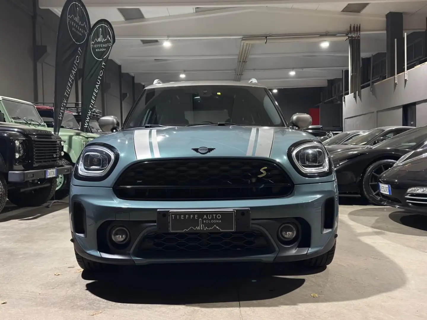 MINI Cooper SE Countryman 1.5 HYPE Yours ALL4 Grau - 2