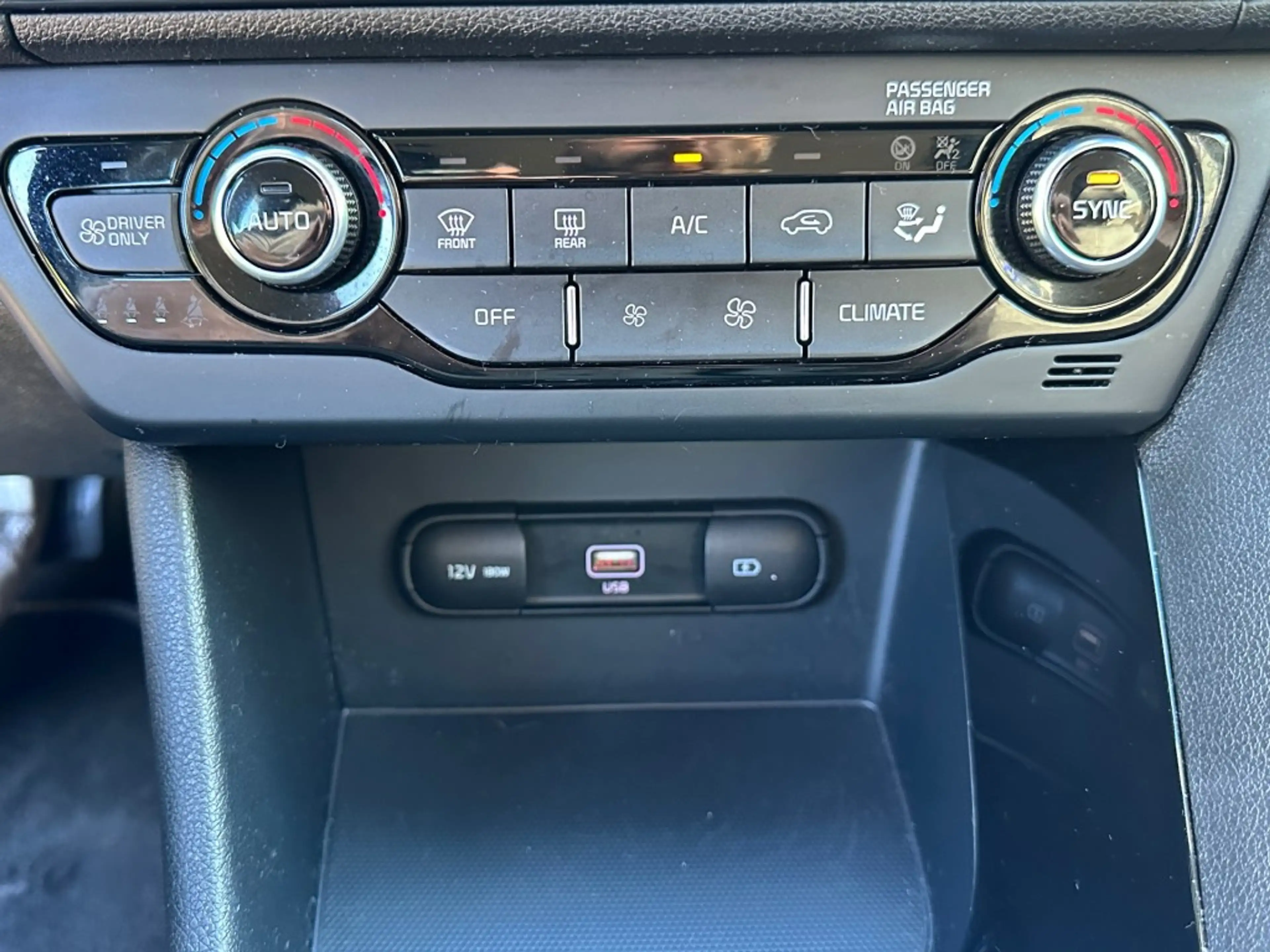Kia Niro 1.6 GDi Hybrid DynamicLine Automaat Navi Camera Cr — photo 20
