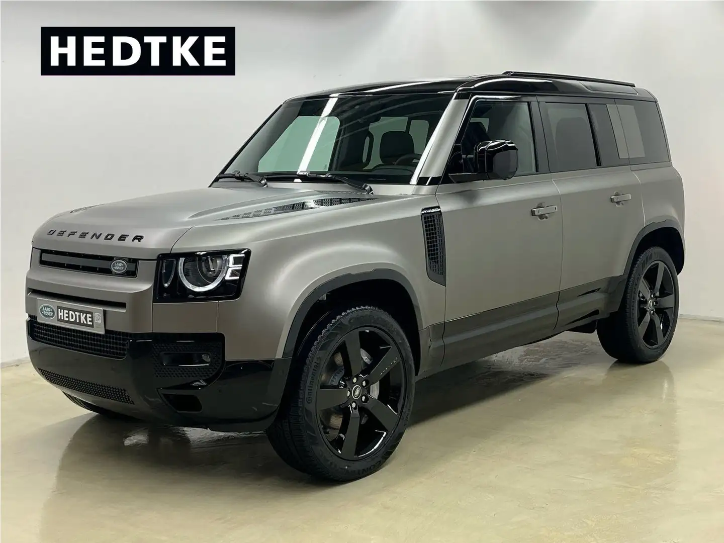 Land Rover Defender 110 D300 X-Dynamic SE 22"+AHK+PANO-LED Argento - 1
