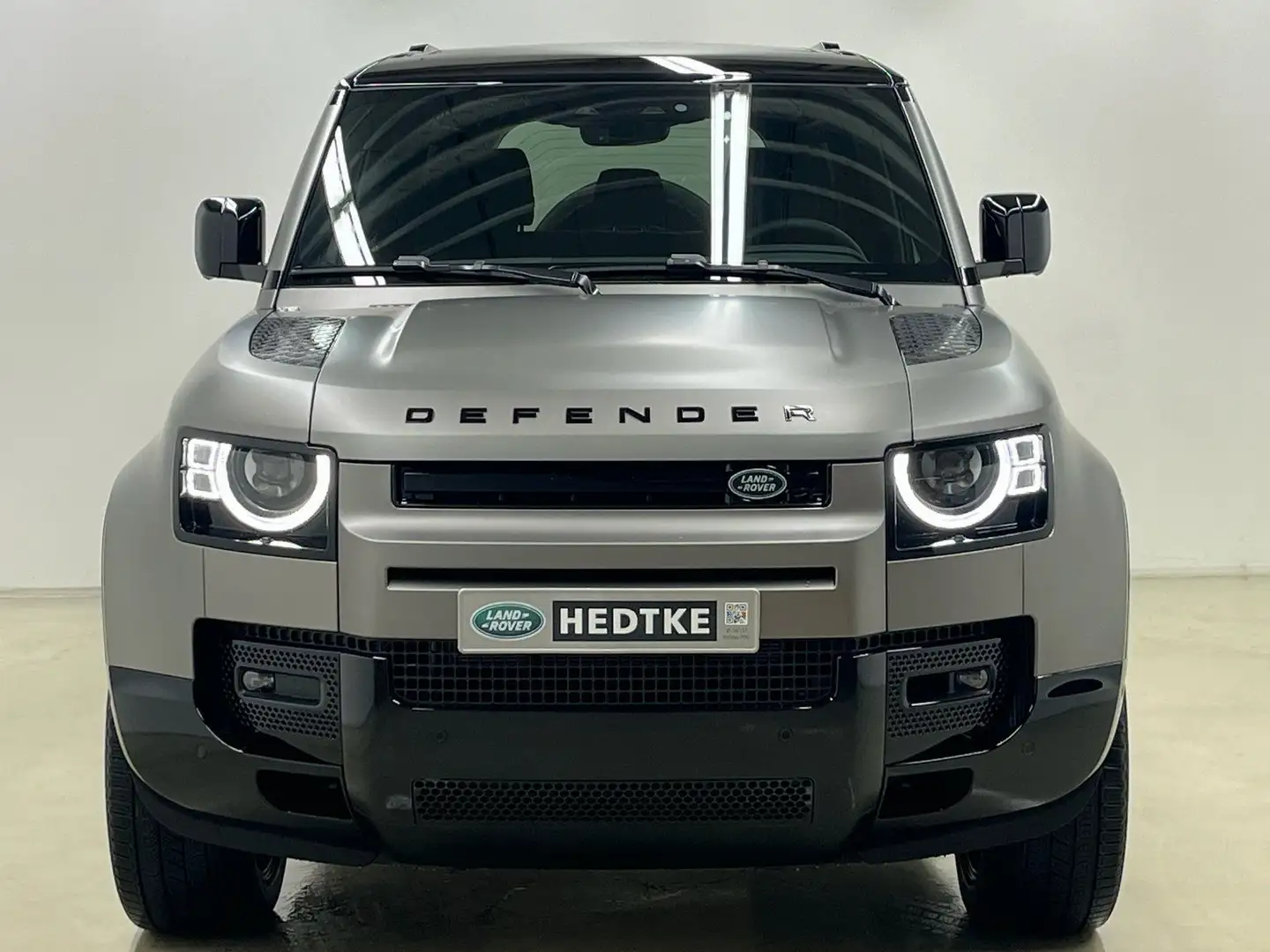 Land Rover Defender 110 D300 X-Dynamic SE 22"+AHK+PANO-LED Argento - 2
