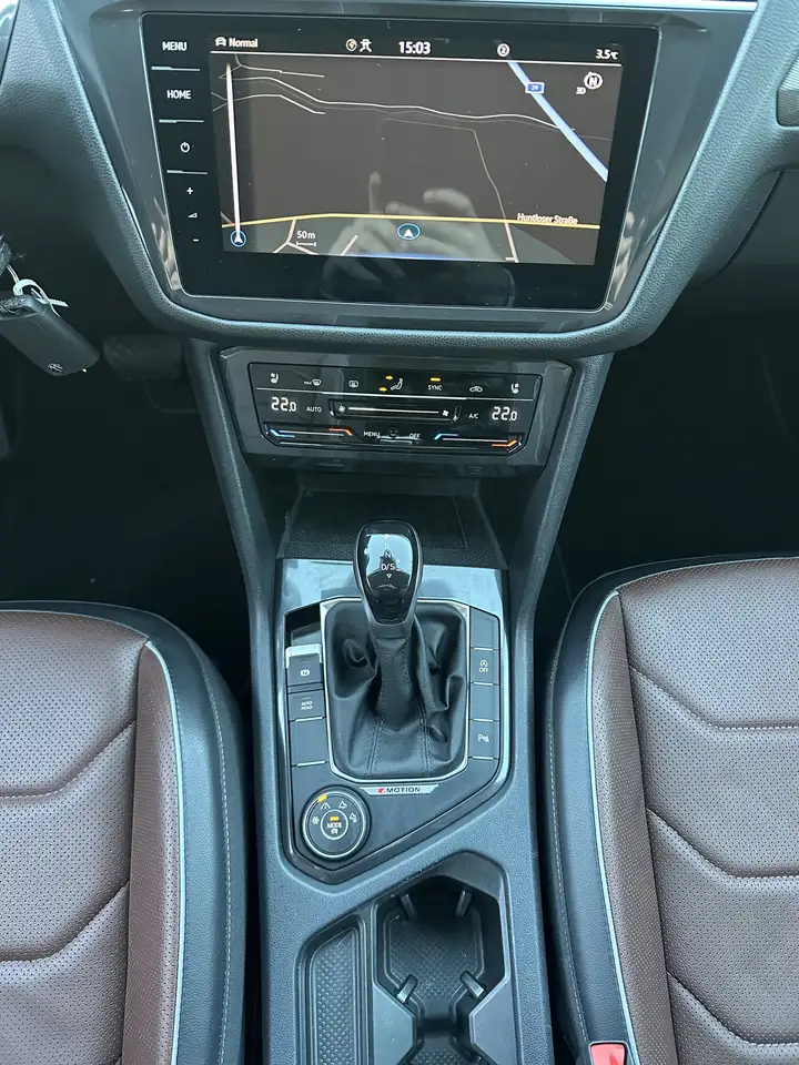 Volkswagen Tiguan Allspace 2.0 TDI 4M DSG Life NAV+LED+AHK 12