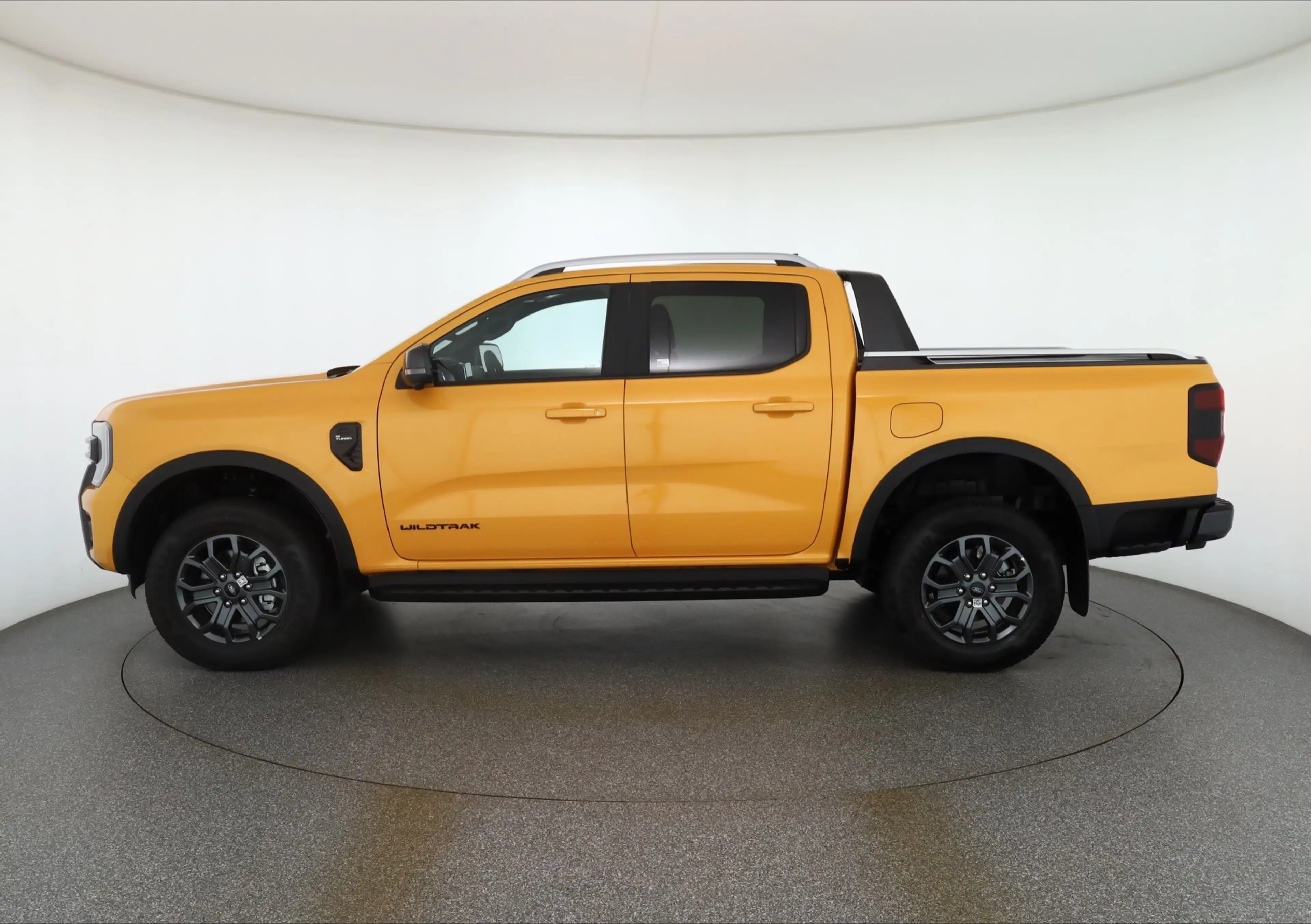 Ford Ranger Wildtrak DoKa 2.0 EcoBlue 4AWD Aut. AHK — photo 2