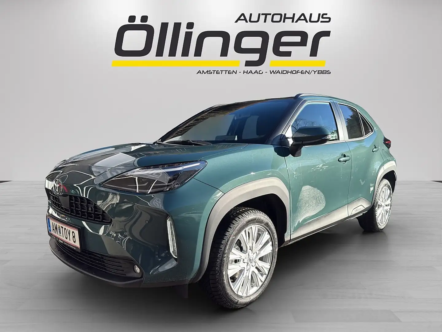 Toyota Yaris Cross 1,5 VVT-i Hybrid Active Drive Aut. Grün - 1