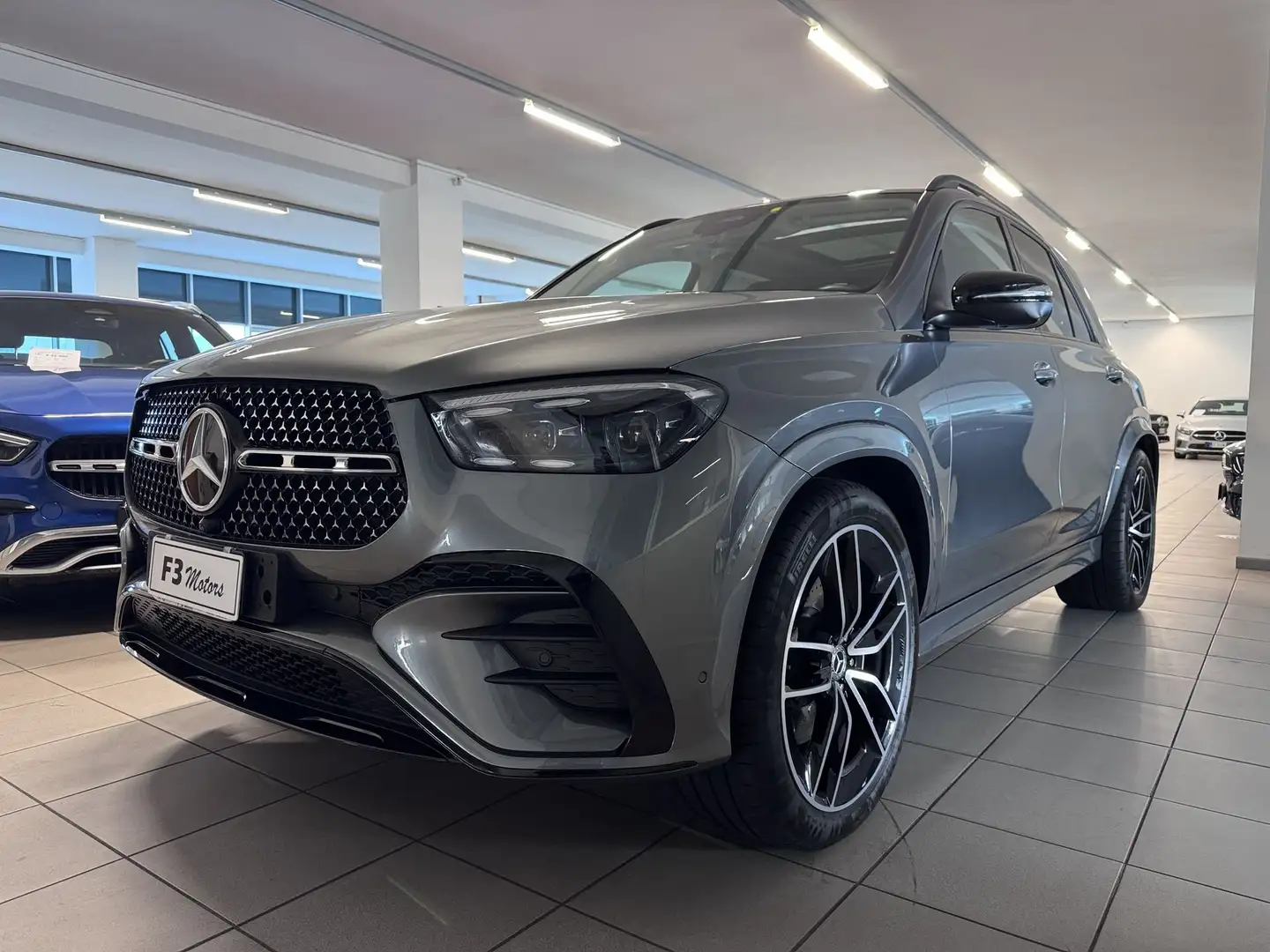 Mercedes-Benz GLE 300 GLE 300 d 4Matic Mild Hybrid AMG Line Premium Plus Gris - 1