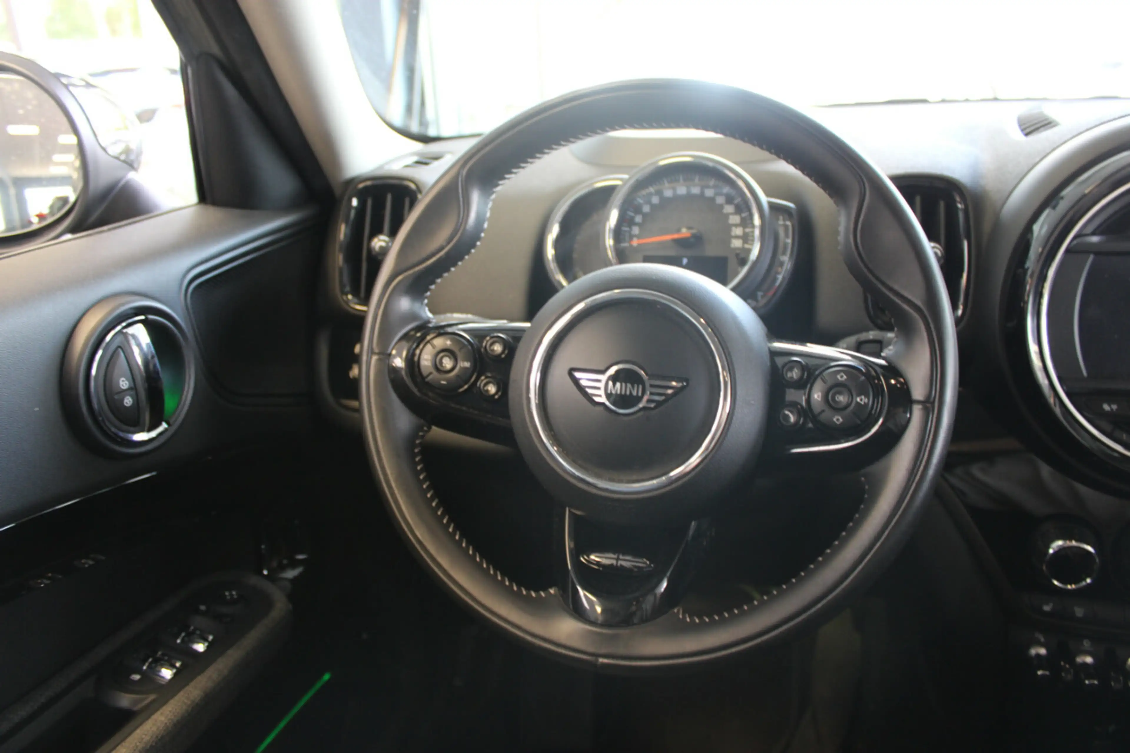 MINI Cooper SE Countryman All4 Aut. — photo 9
