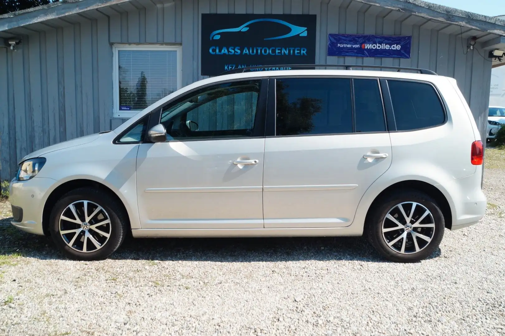 Volkswagen Touran 1.4 TSI Comfortline|7-Sitzer|TÜV 04/27| Argent - 2