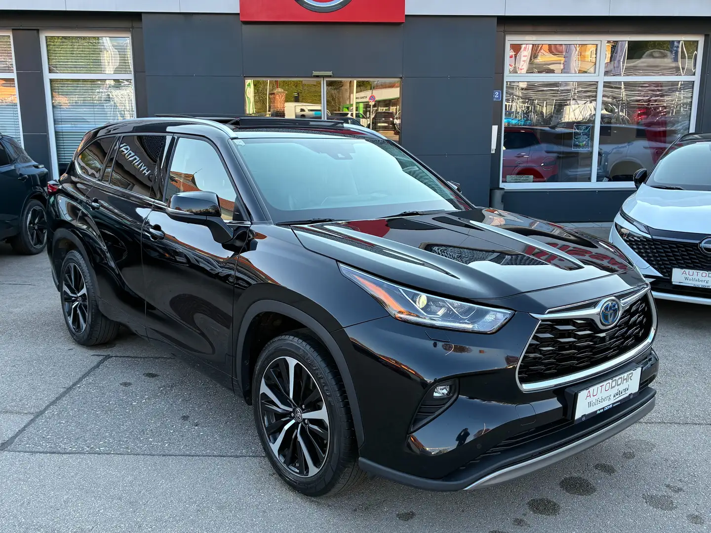 Toyota Highlander 2,5 Hybrid VIP AWD Schwarz - 1