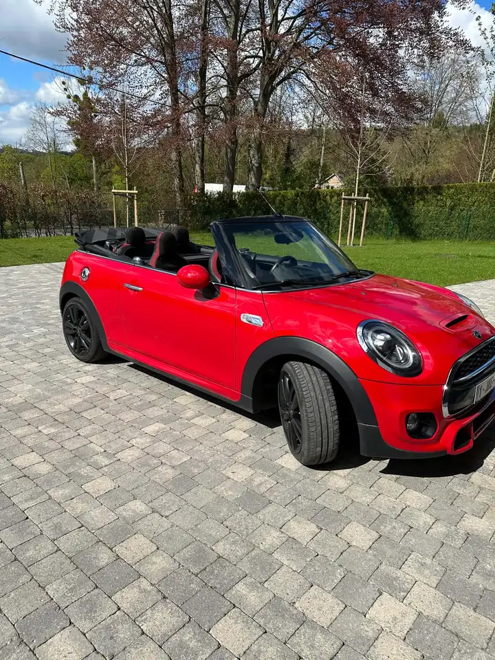 MINI John Cooper Works Cabrio