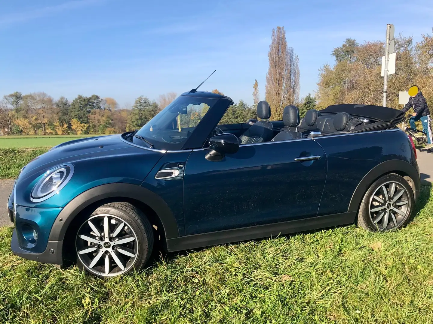 MINI Cooper Cabrio elegant+sportlich! inkl.Winterräder!TÜV neu! Blau - 2
