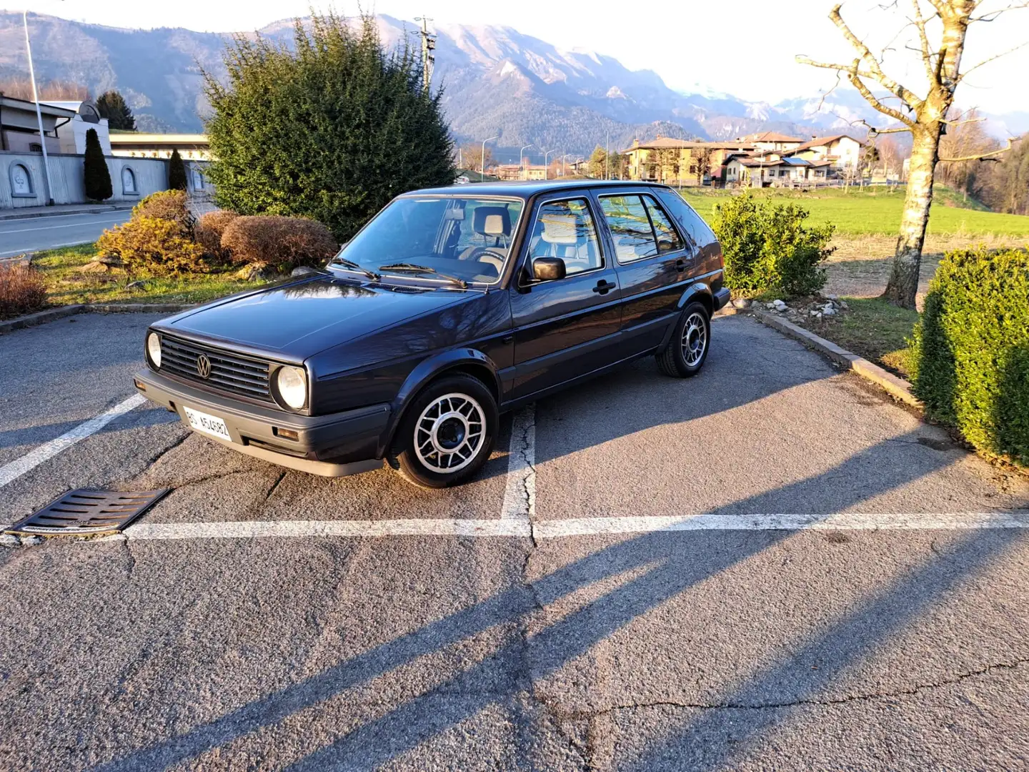 Volkswagen Golf 5p 1.3 C 5m - 2