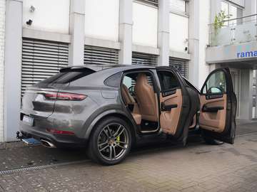 Cayenne E-Hybrid Coupé LEDER BEIGE-LUFTF.-PANO-AHK-21TURBO