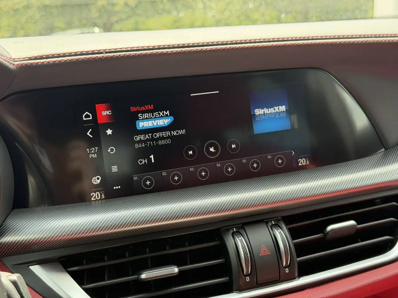 Alfa Romeo Stelvio снимка Alfa Romeo Stelvio
