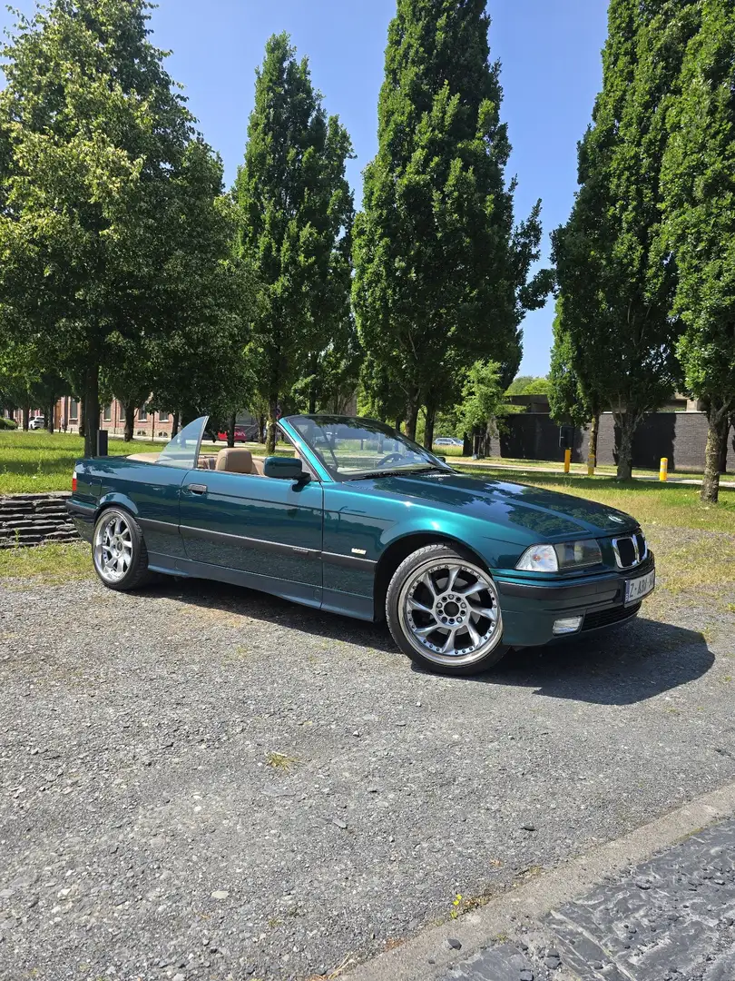 BMW 328 328i - 1