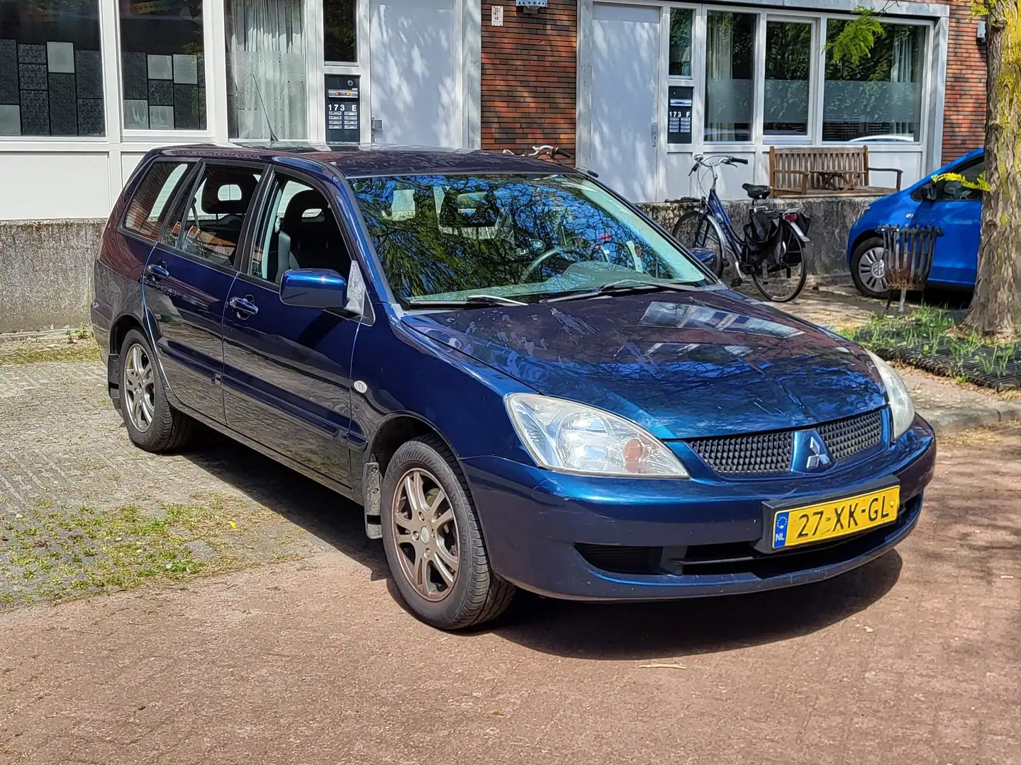 Mitsubishi Lancer Lancer 1.6 Inform Синій - 2