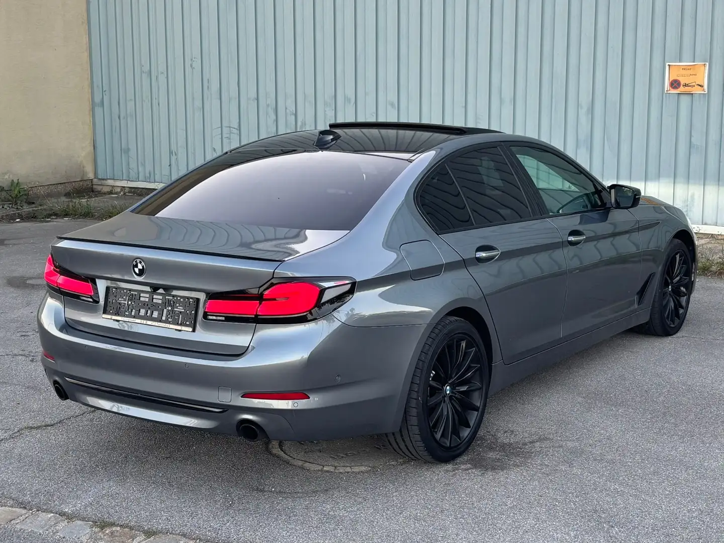 BMW 530 d *LuxuryLine*HarmanK*Schiebedach* - 1