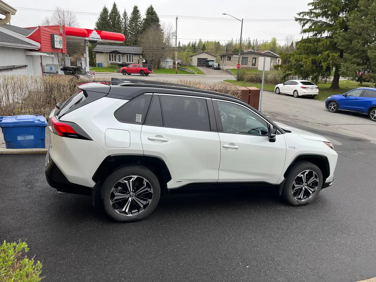 Toyota RAV 4 Prime снимка Toyota RAV 4 Prime