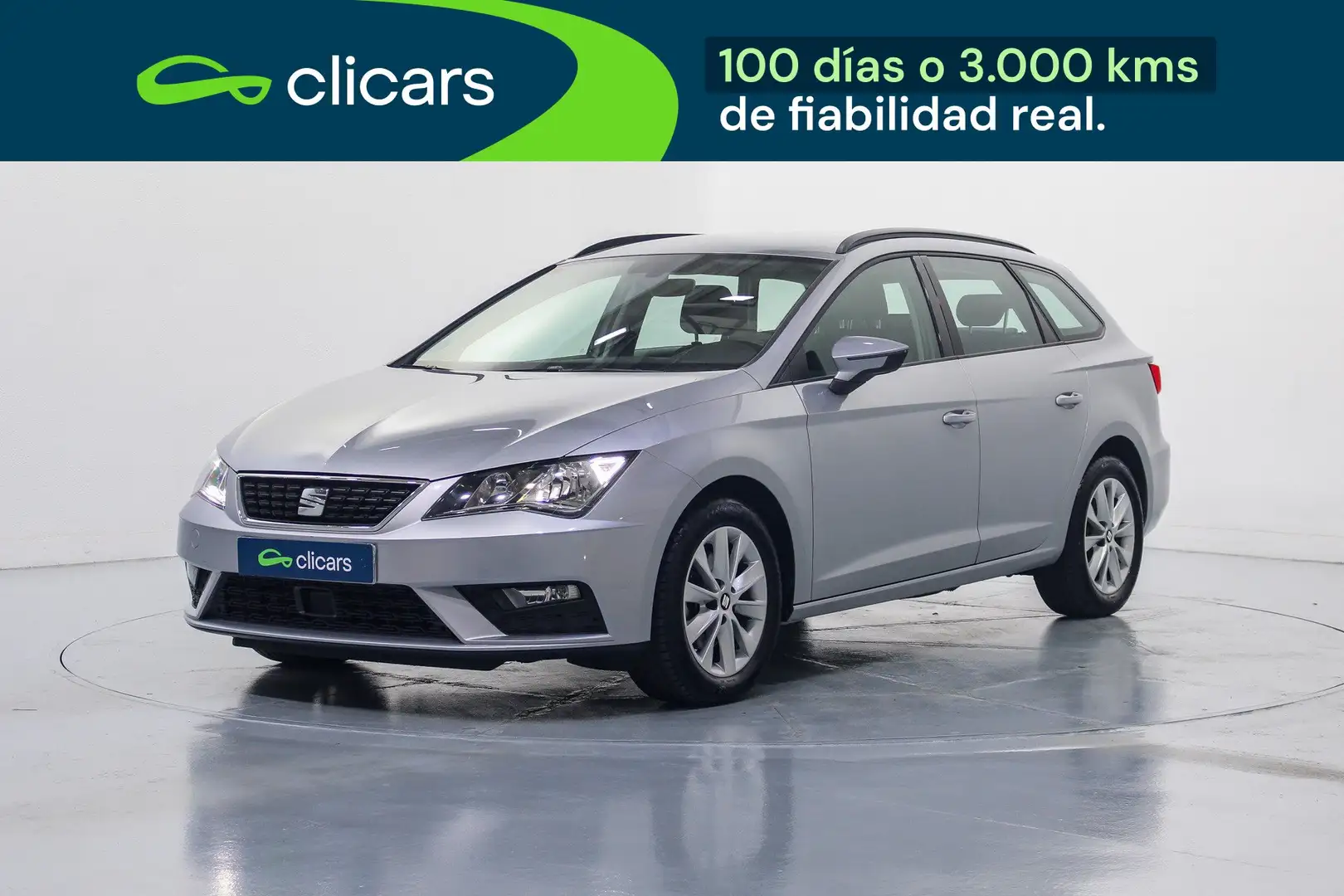 SEAT Leon ST 1.6TDI CR S&S Style 115 Plateado - 1