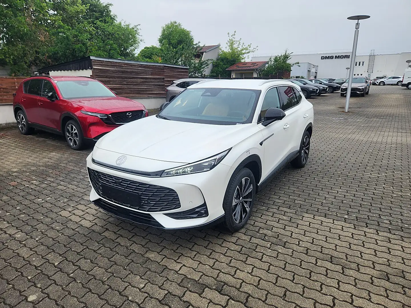 MG HS Hybrid+ Luxury 1,8Wh Aut. Weiß - 1