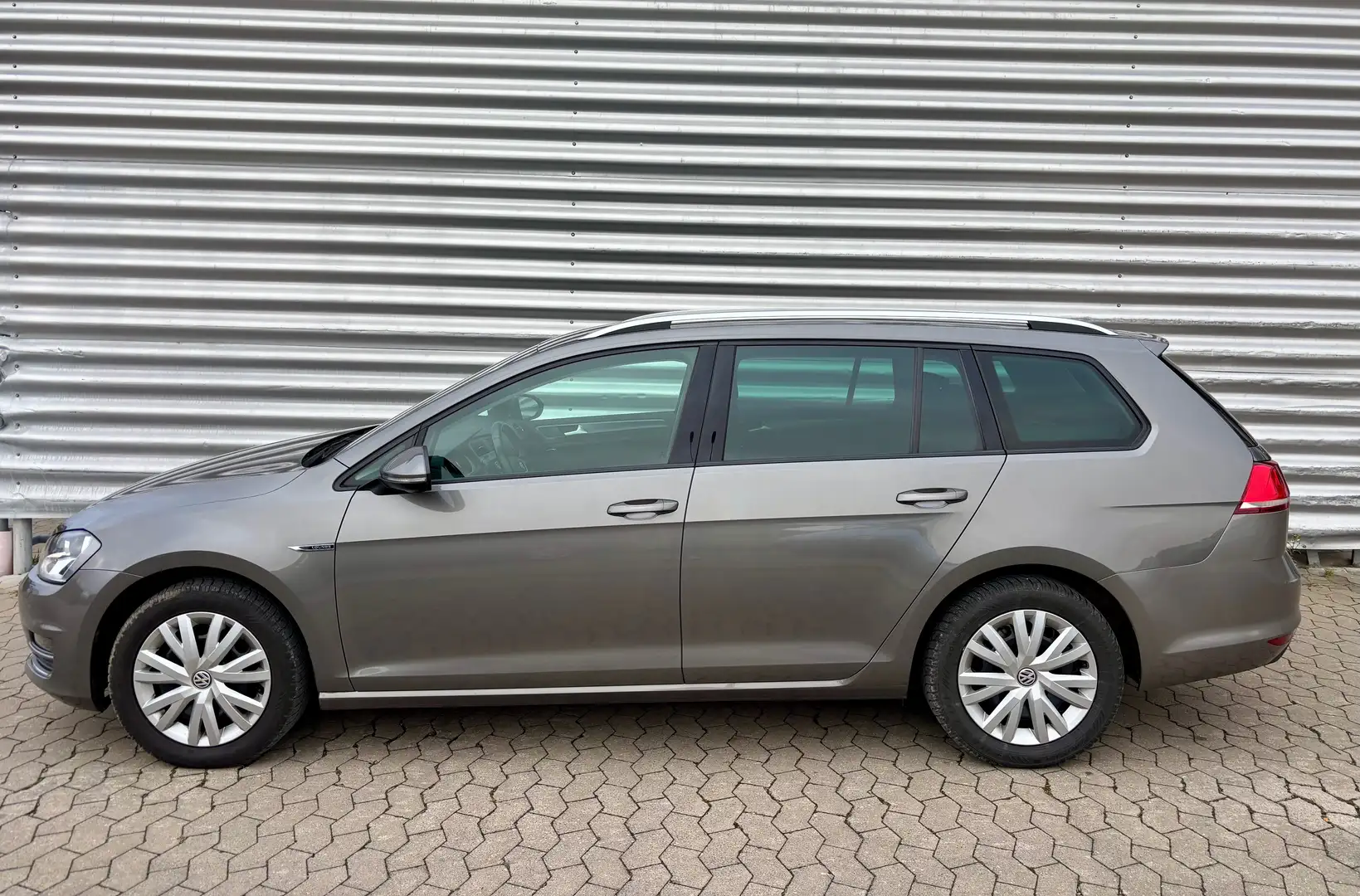 Volkswagen Golf Variant Lounge BMT AHK Light Assist 1.Hand Gris - 2
