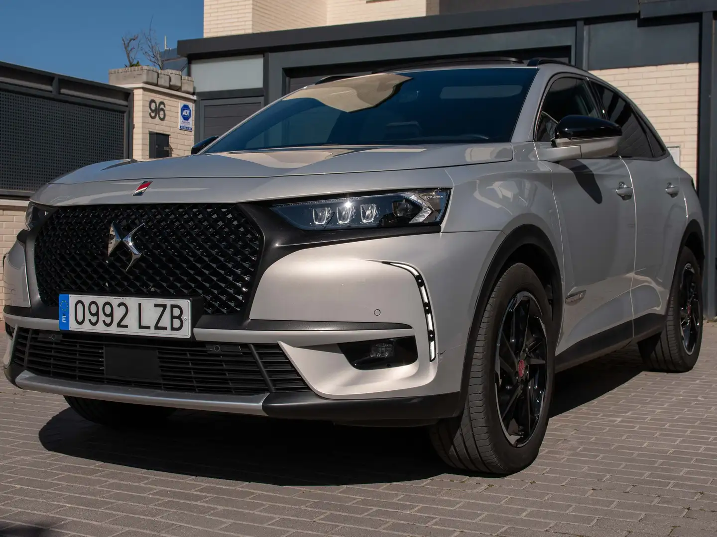 DS Automobiles DS 7 1.5BlueHDi Performance Line Plus Aut. Argintiu - 1