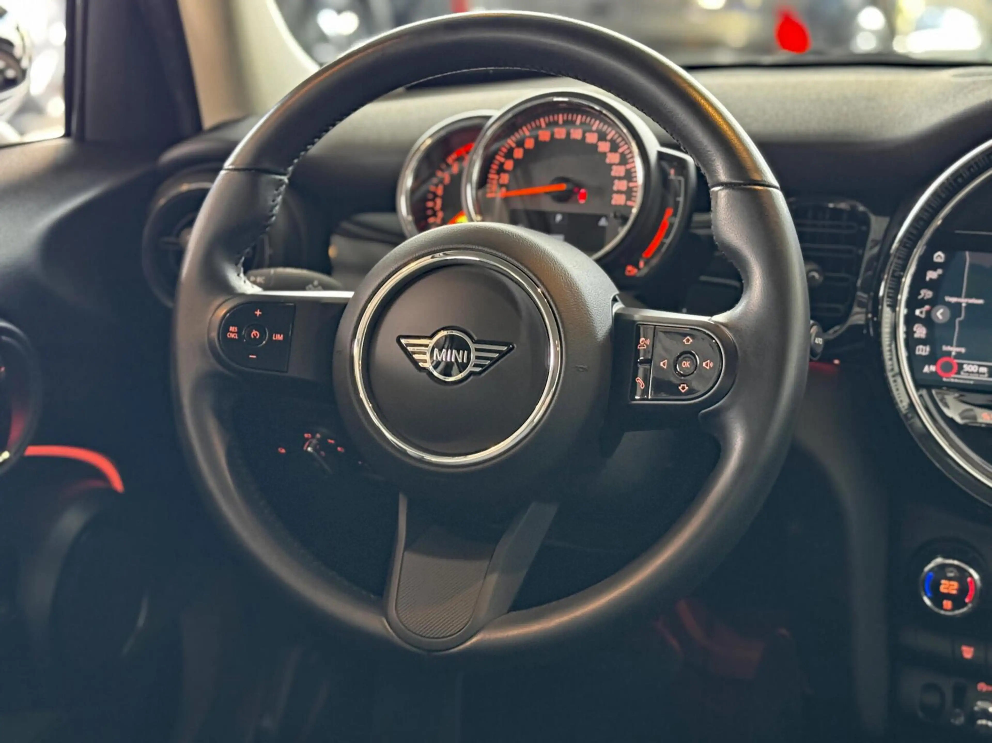 MINI Cooper 5-Deurs 1.5 Camden Edition — photo 30
