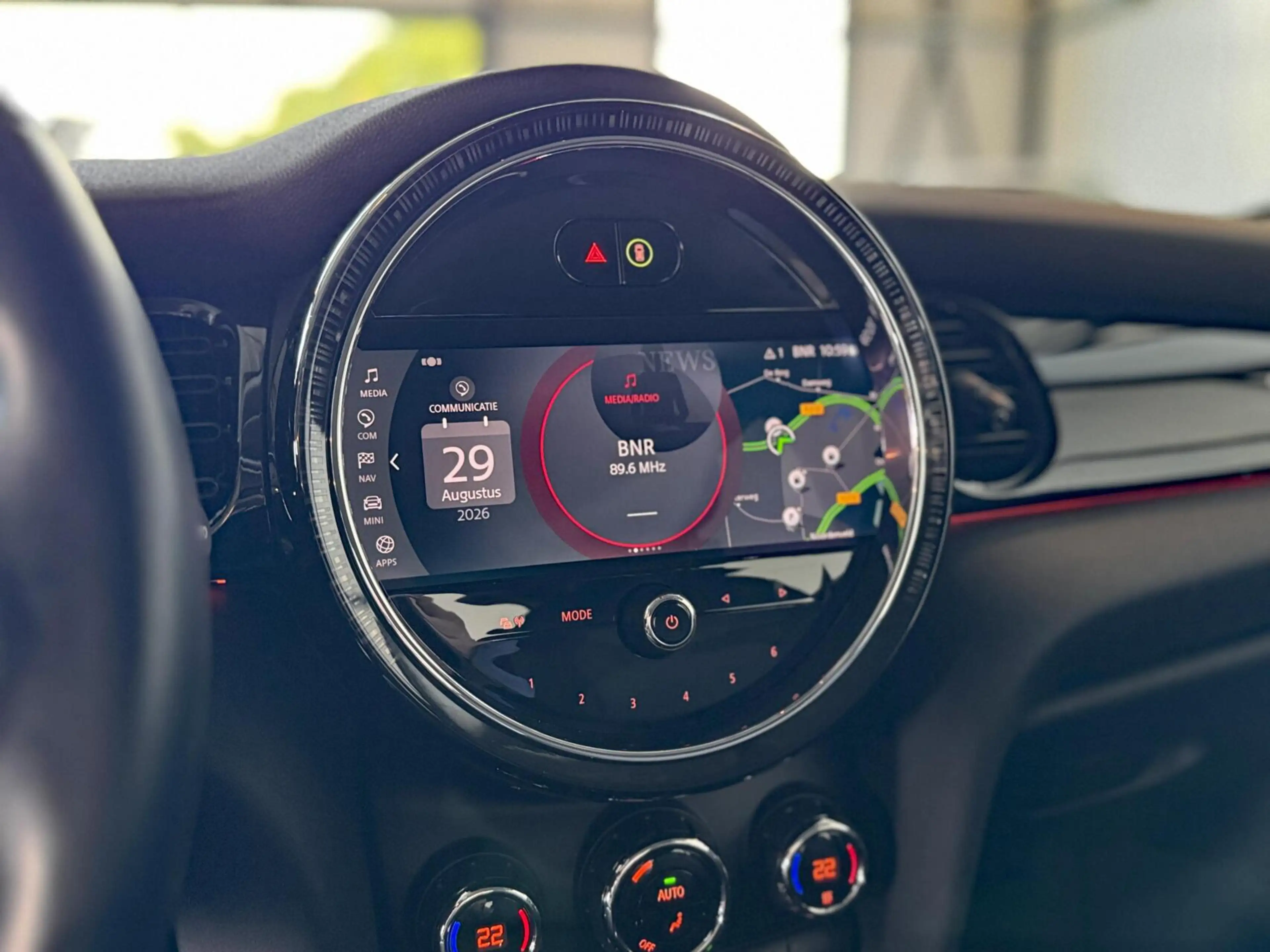 MINI Cooper 5-Deurs 1.5 Camden Edition — photo 21