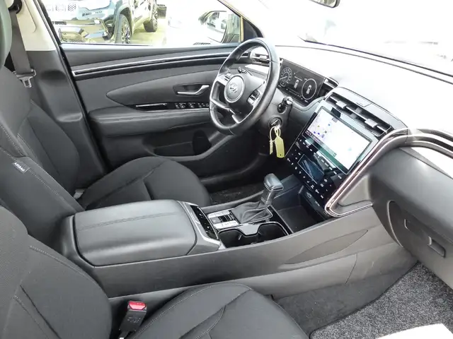 Hyundai Tucson view 4