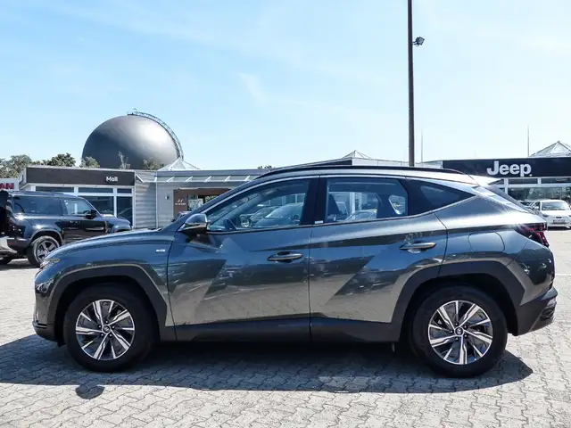 Hyundai Tucson view 18