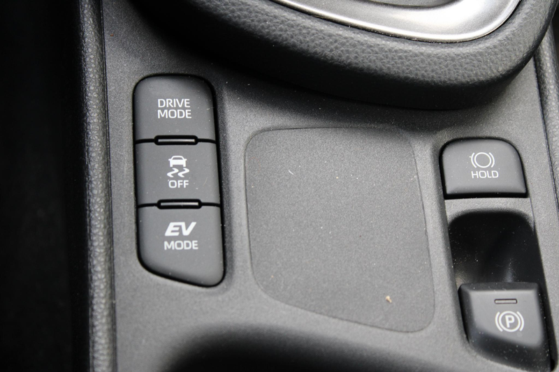 Toyota Yaris Cross 1.5 Hybrid GR Sport / JBL / ELEKTR A.KLEP / TWO TO — photo 16