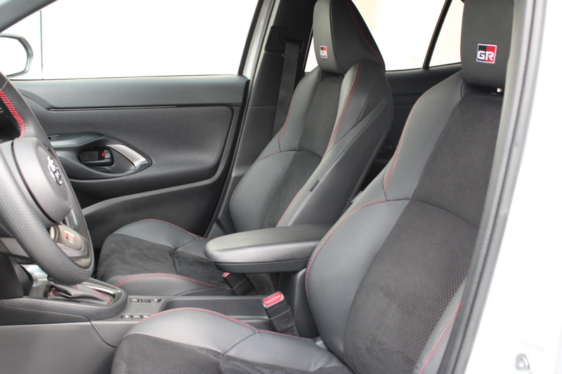 Toyota Yaris Cross 1.5 Hybrid GR Sport / JBL / ELEKTR A.KLEP / TWO TO — photo 8
