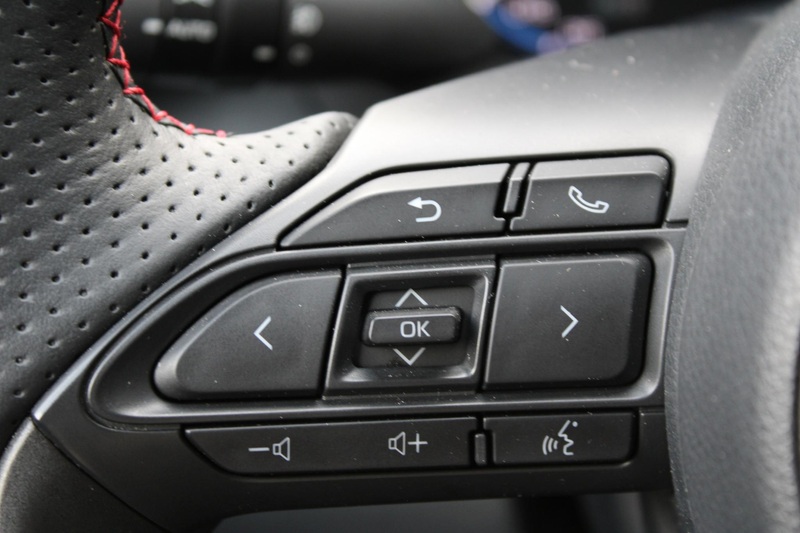 Toyota Yaris Cross 1.5 Hybrid GR Sport / JBL / ELEKTR A.KLEP / TWO TO — photo 15