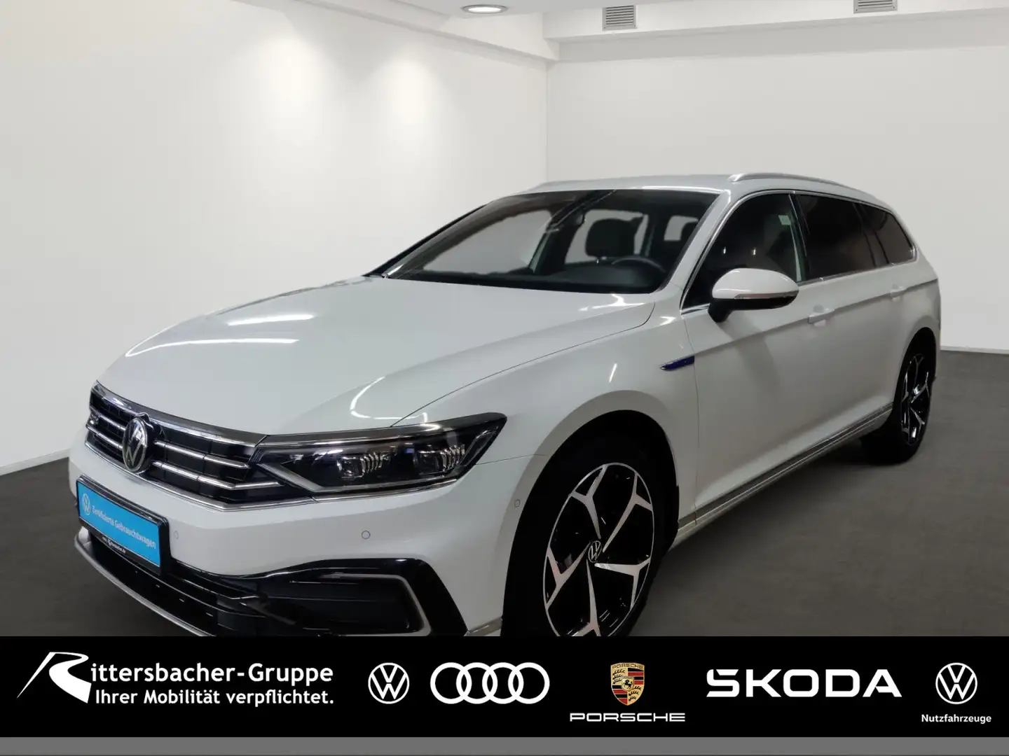 Volkswagen Passat Variant 1.4 GTE DSG Navi LED Standheizung Білий - 1