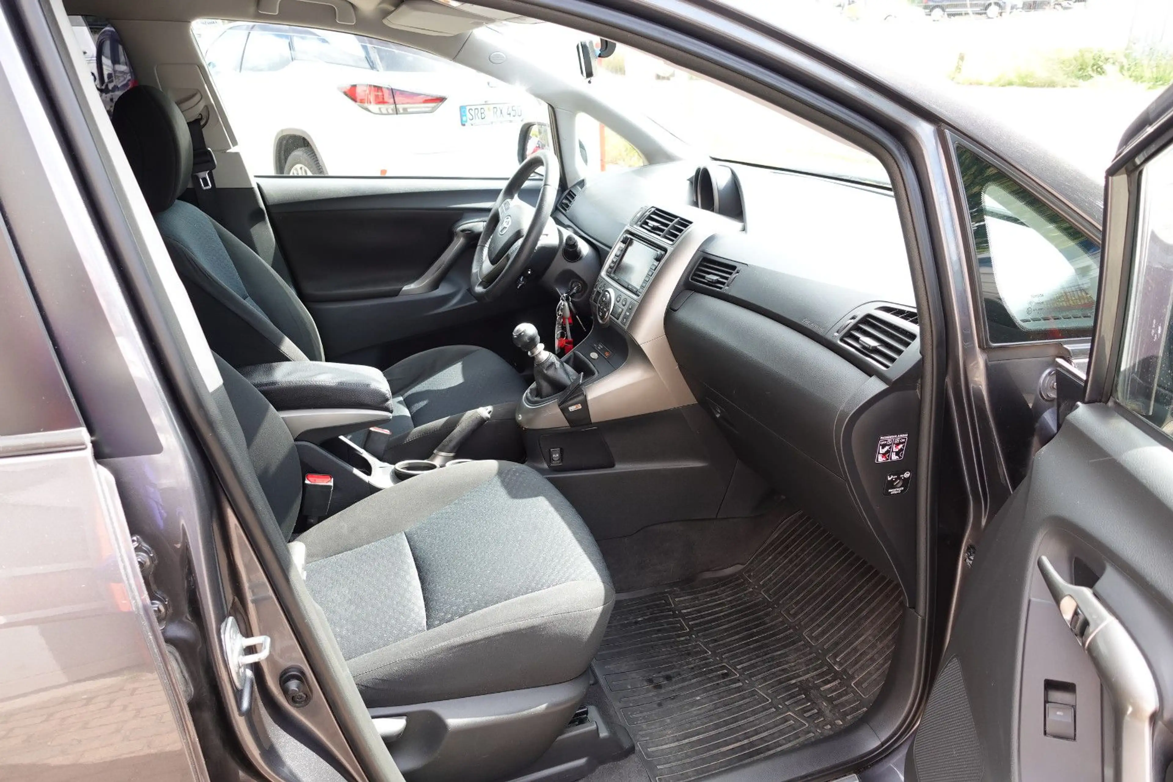 Toyota Verso 1.8l Life 7 Sitze Kamera Navigation — photo 6