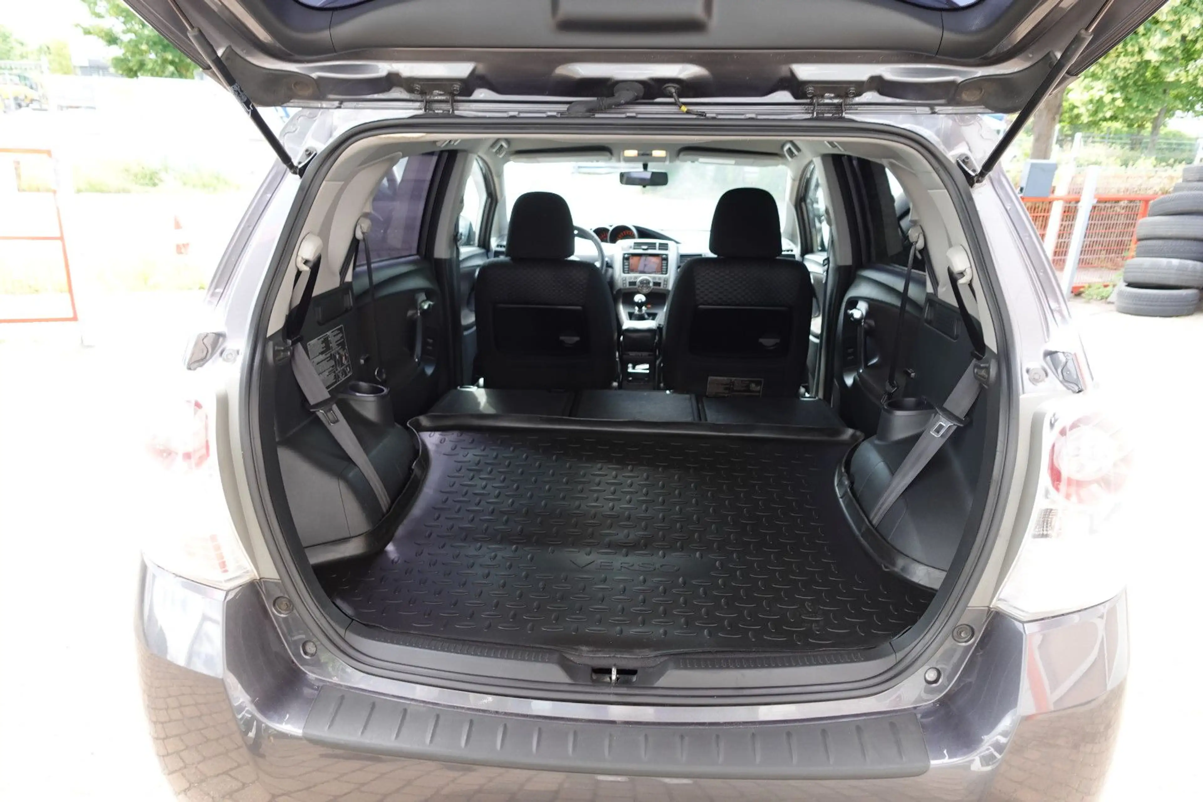 Toyota Verso 1.8l Life 7 Sitze Kamera Navigation — photo 12