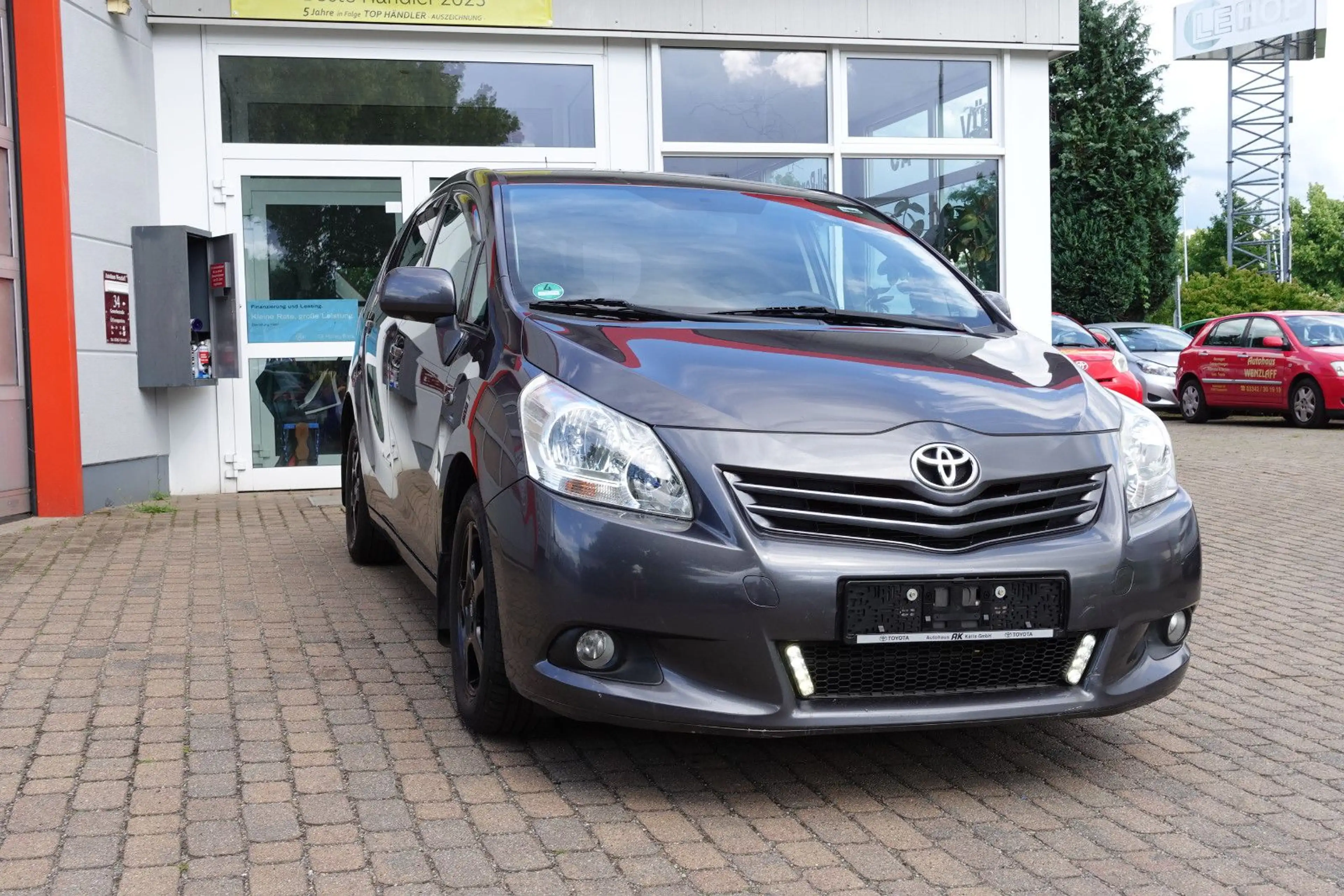 Toyota Verso 1.8l Life 7 Sitze Kamera Navigation — photo 2