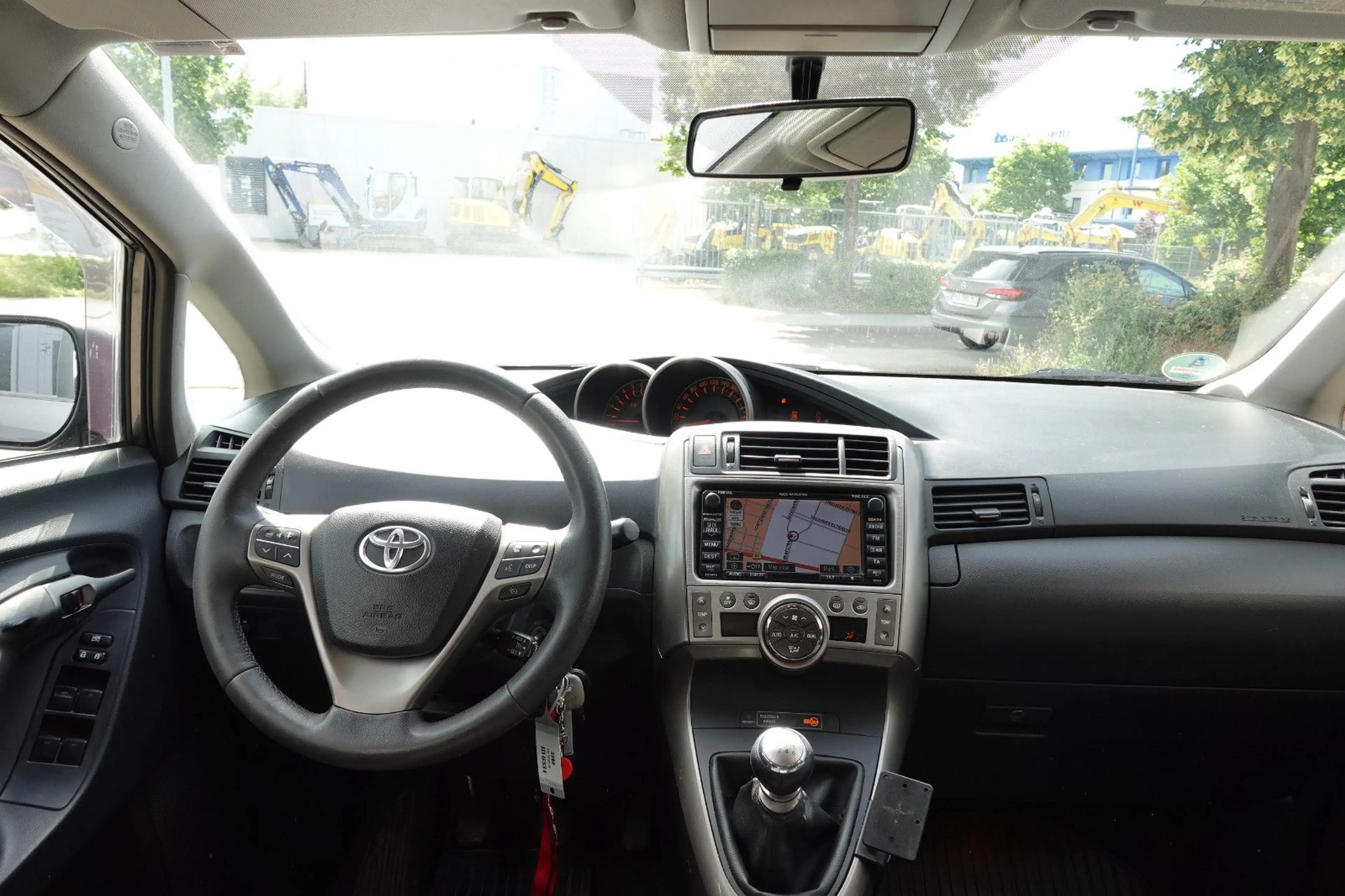 Toyota Verso 1.8l Life 7 Sitze Kamera Navigation — photo 15
