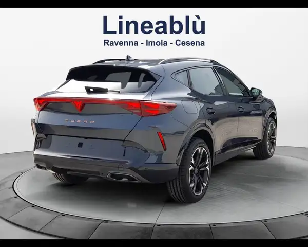 Cupra Formentor view 5