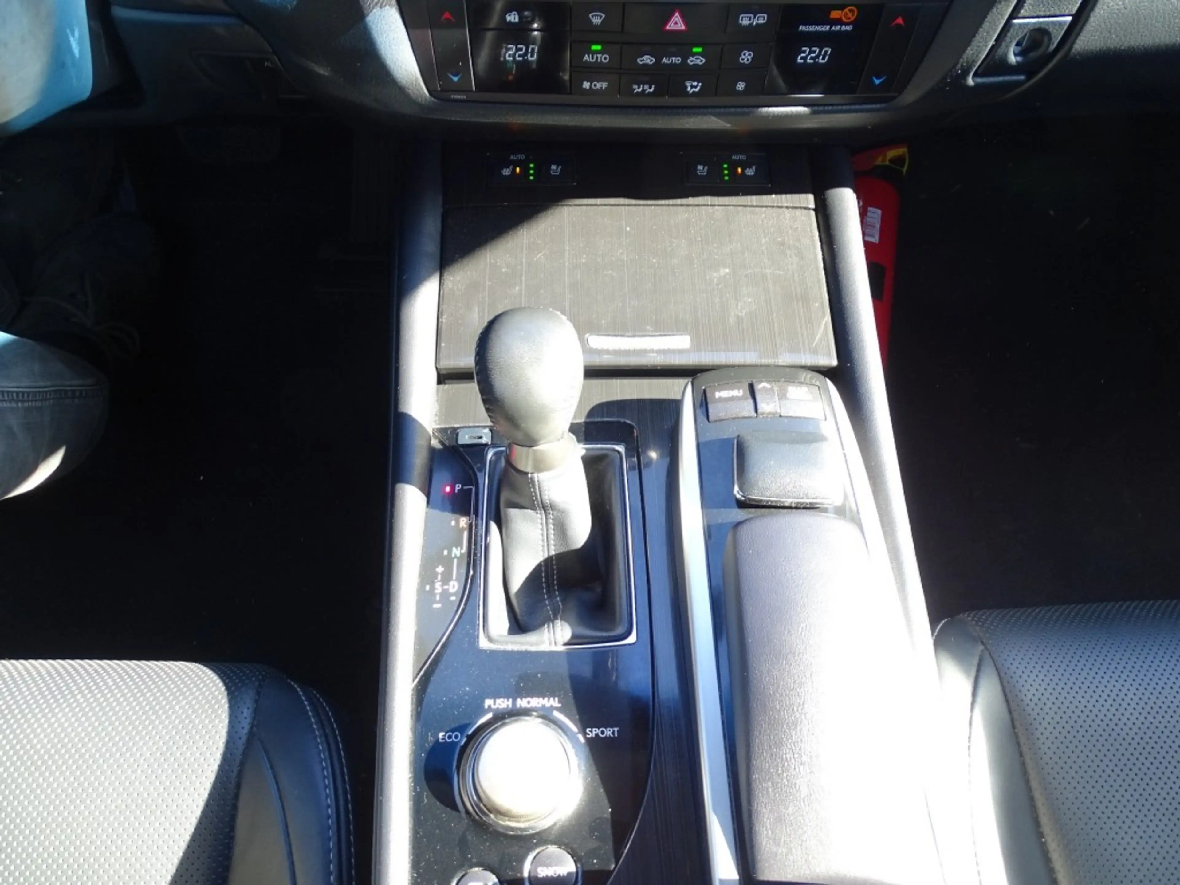 Lexus GS 300 300H LUXURY Hybride-Dealer onderhouden - Hybride- — photo 10