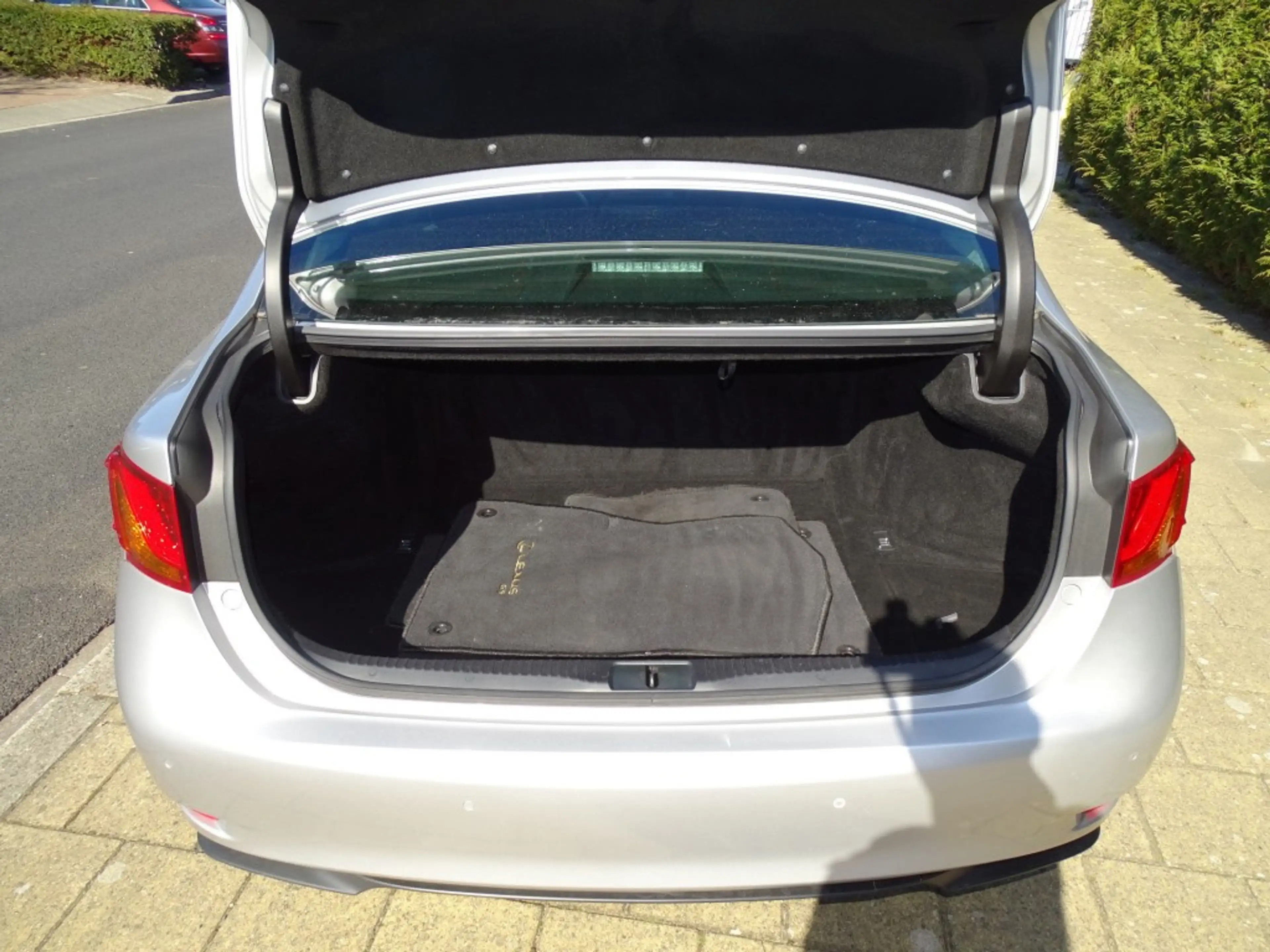 Lexus GS 300 300H LUXURY Hybride-Dealer onderhouden - Hybride- — photo 15