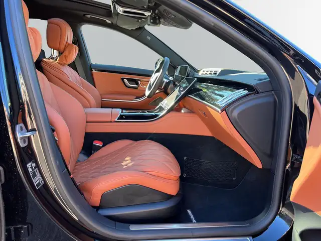 Mercedes-Benz S-Class view 9