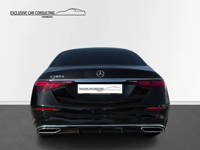 Mercedes-Benz S-Class view 5